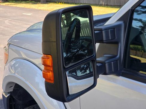 Used 2013 Ford F350 Lariat w/ Lariat Ultimate Pkg AWD/4WD image 28
