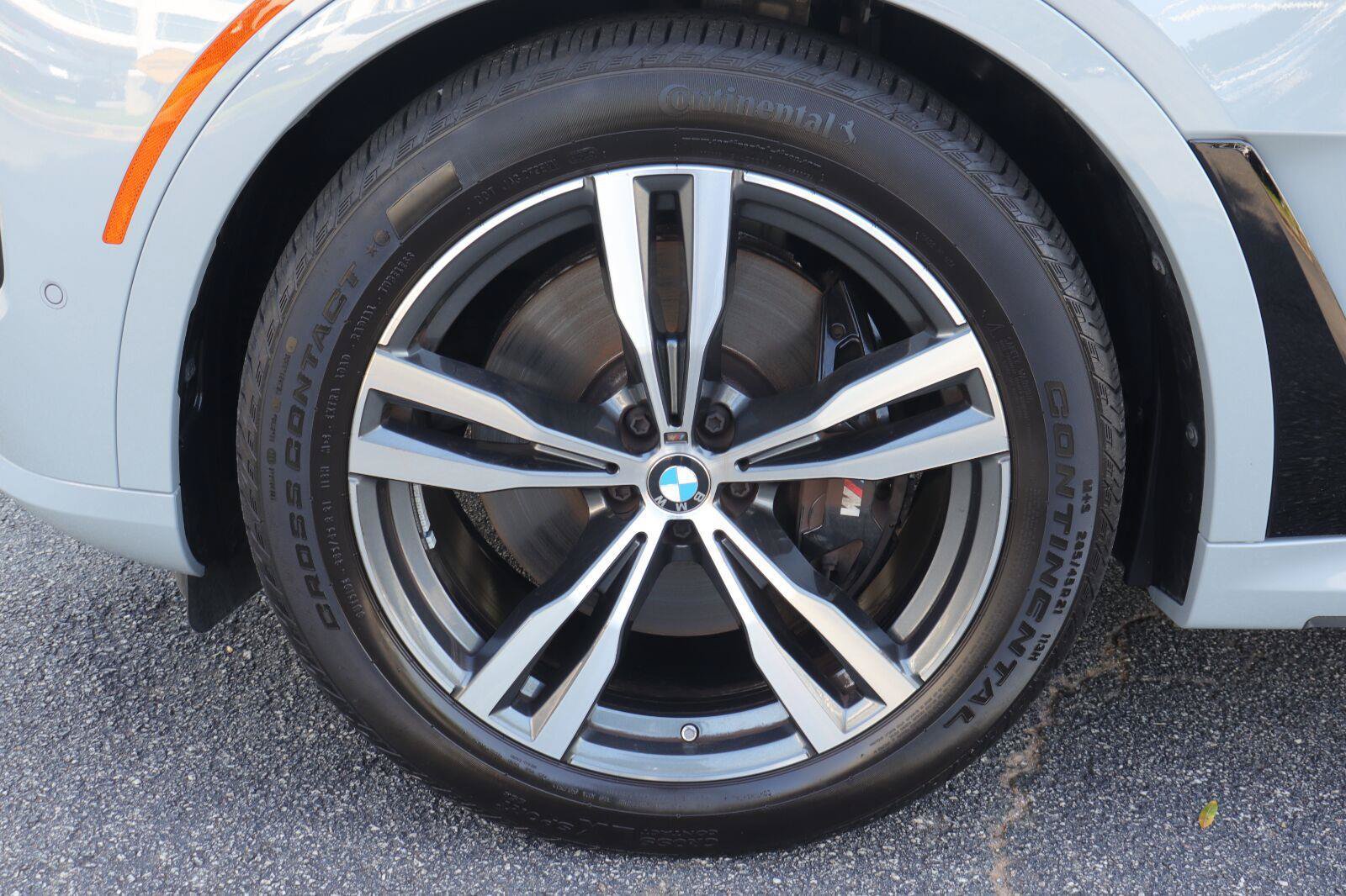Used 2026 BMW X7 xDrive40i AWD/4WD image 45