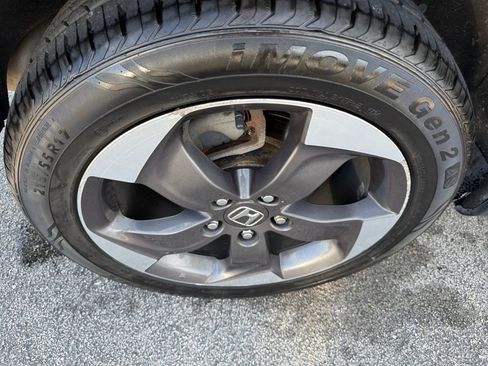Used 2018 Honda HR-V EX image 13