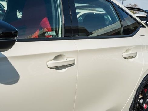Used 2024 Honda Civic Type R image 15