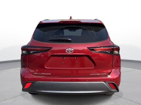 Used 2026 Toyota Highlander Limited AWD/4WD image 7
