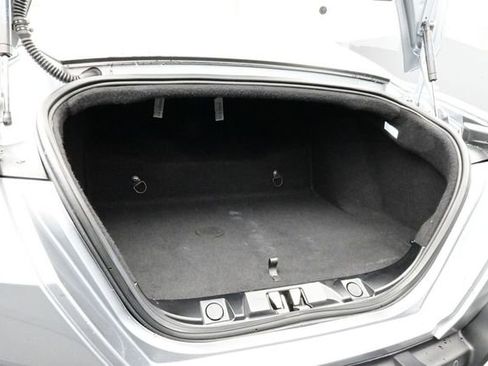 Used 2021 Ferrari Roma RWD image 11