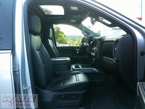 Used 2021 GMC Sierra 2500 Denali image 31