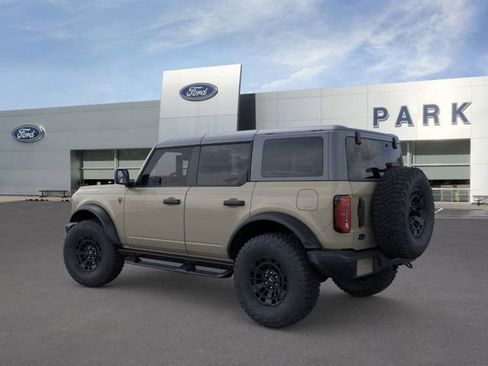 New 2026 Ford Bronco Badlands w/ Sasquatch Package image 4