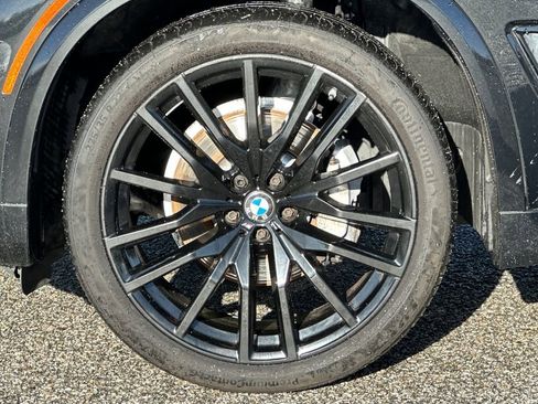 Used 2021 BMW X5 xDrive40i w/ M Sport Package image 33