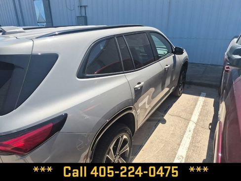 Used 2026 Buick Enclave Sport Touring FWD image 19