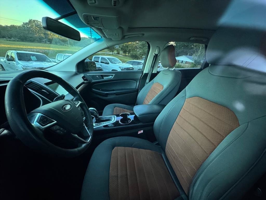 Used 2018 Ford Edge SEL w/ Equipment Group 201A FWD image 7