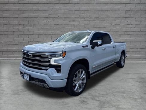 Used 2026 Chevrolet Silverado 1500 High Country w/ High Country Premium Package AWD/4WD image 3