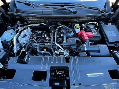 New 2026 Nissan Kicks SV image 11