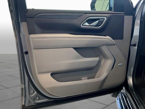 Used 2021 GMC Yukon SLT w/ SLT Premium Package AWD/4WD image 23