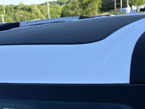 New 2026 GMC Acadia Denali Ultimate w/ LPO, Floor Liner Package AWD/4WD image 15