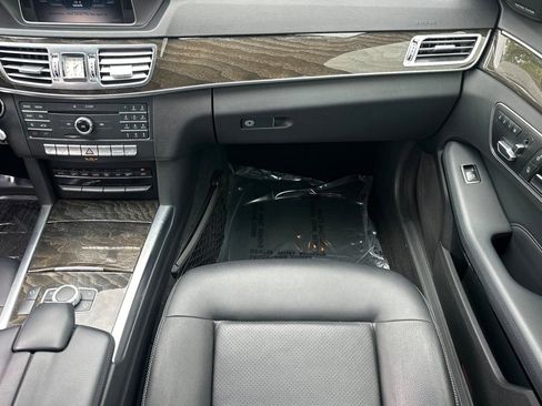 Used 2016 Mercedes-Benz E 350 Sedan image 30