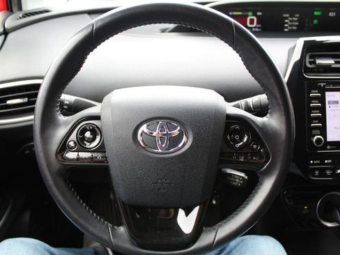 Used 2020 Toyota Prius Prime LE FWD image 14