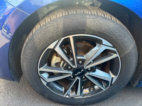 Certified 2023 Kia Forte LXS w/ LXS Technology Package FWD image 6