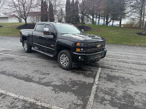 Used 2018 Chevrolet Silverado 3500 LTZ w/ Duramax Plus Package image 7