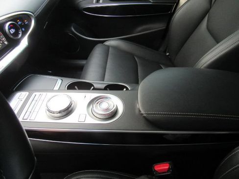 Used 2022 Genesis GV70 2.5T AWD/4WD image 42