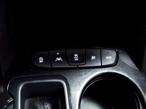Used 2022 Chevrolet TrailBlazer LT w/ Convenience Package AWD/4WD image 31