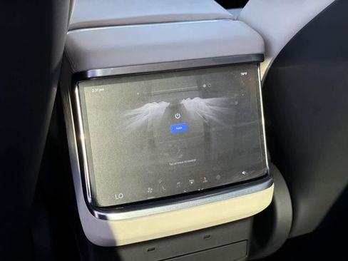 Used 2023 Tesla Model X Plaid image 27