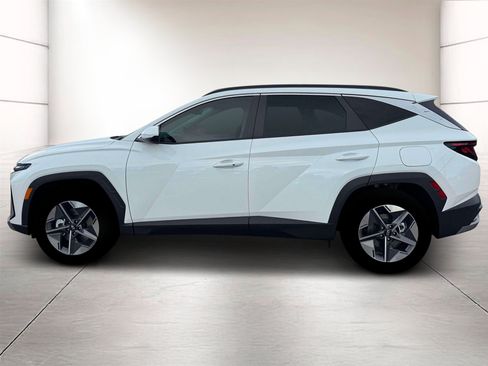 Used 2026 Hyundai Tucson SEL Plus FWD image 3