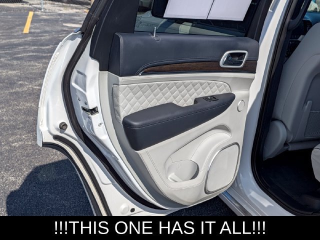 Used 2019 Jeep Grand Cherokee Summit AWD/4WD image 23
