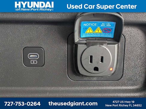 Used 2024 Hyundai Santa Fe Limited image 18