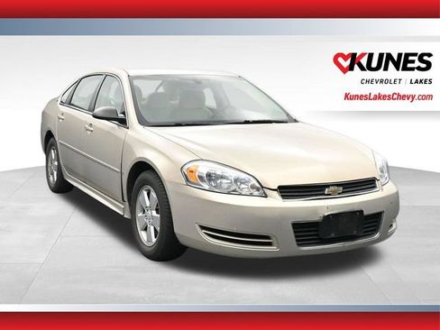 Used 2009 Chevrolet Impala LT FWD image 1