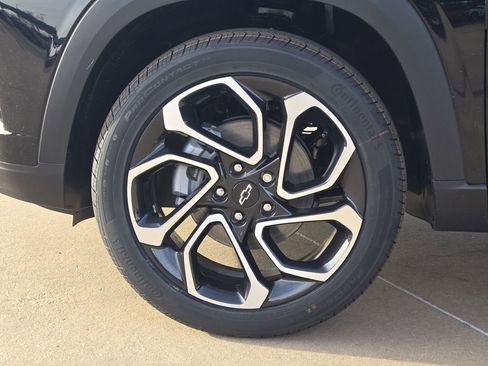 New 2026 Chevrolet Trax RS w/ Driver Confidence Package image 31