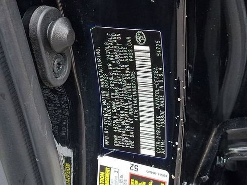 Used 2022 Toyota Camry SE FWD image 27