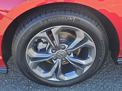 Certified 2024 Honda Accord EX image 7