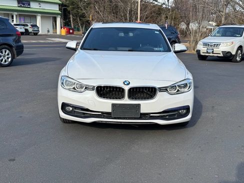 Used 2017 BMW 330i Sedan image 3