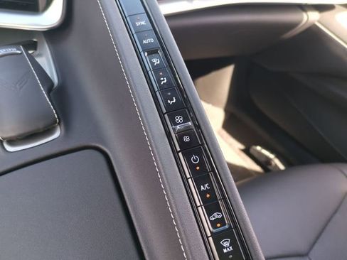 Certified 2023 Chevrolet Corvette Stingray Coupe w/ 1LT image 25