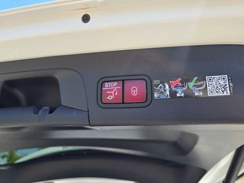New 2026 Mercedes-Benz GLS 450 4MATIC image 19