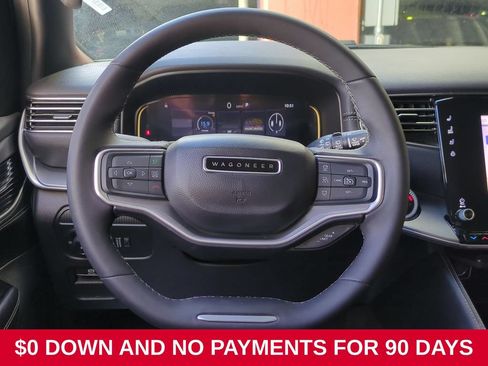 Used 2025 Jeep Wagoneer L Series II AWD/4WD image 23