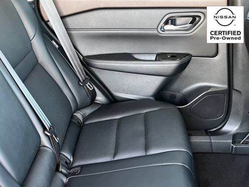 Certified 2023 Nissan Rogue SV w/ SV Premium B Package FWD image 11