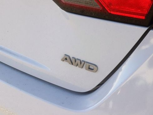 Used 2025 Nissan Altima 2.5 SR image 8