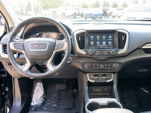 Used 2023 GMC Terrain Denali w/ Black Diamond Edition AWD/4WD image 15