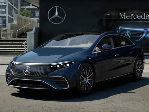 Certified 2023 Mercedes-Benz EQS 580 4MATIC Sedan image 32