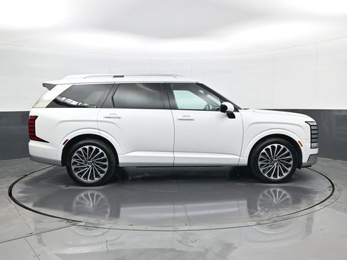 Used 2026 Hyundai Palisade Calligraphy image 4