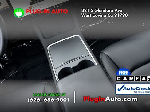 Used 2023 Tesla Model 3 Standard Range image 16