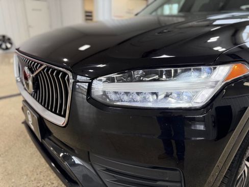Used 2020 Volvo XC90 T5 Momentum image 41