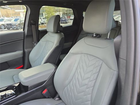 Used 2023 Kia Sportage X-Line w/ X-Line Premium Package image 21