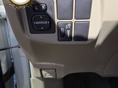 Used 2010 Toyota Prius Two image 22