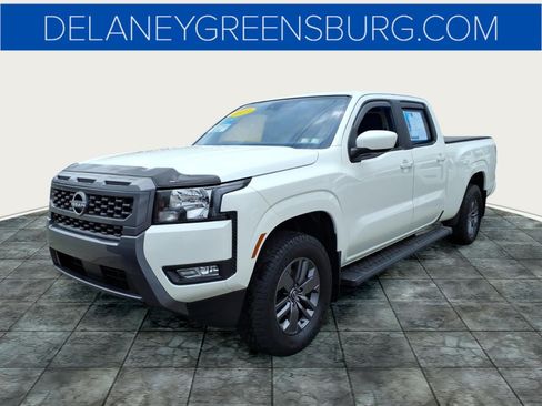 Used 2025 Nissan Frontier SV w/ SV Convenience Package AWD/4WD image 7