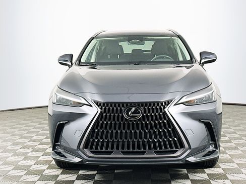 Used 2024 Lexus NX 250 FWD image 2