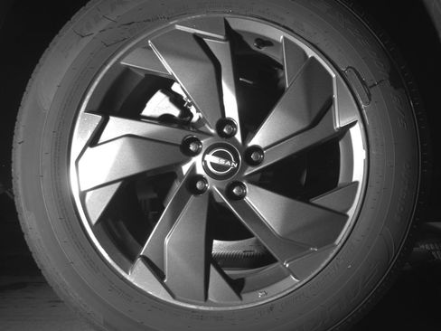 Used 2025 Nissan Rogue SV image 15