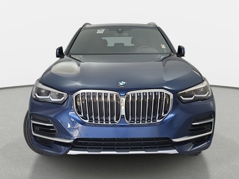 Used 2023 BMW X5 xDrive40i w/ Premium Package image 2