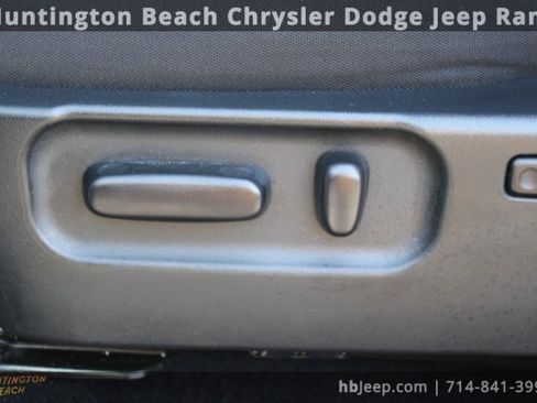 Used 2022 Toyota Tacoma TRD Sport image 34