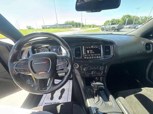 Used 2022 Dodge Charger Scat Pack w/ Plus Group RWD image 19