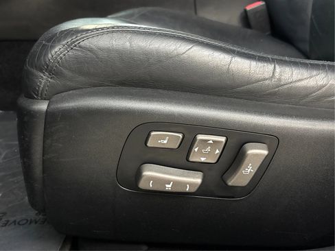Used 2010 Lexus LS 460 AWD image 24