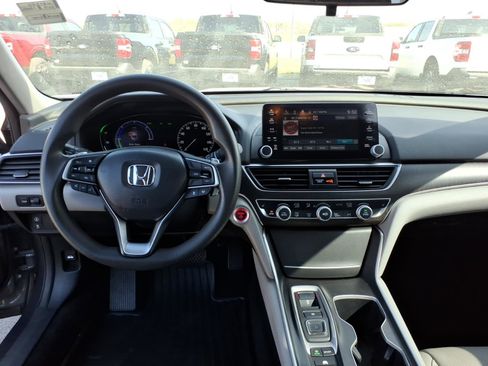 Used 2019 Honda Accord EX image 15